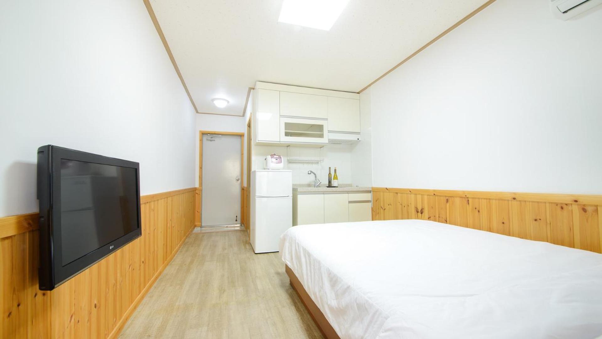 Samcheok Sky Pension Номер фото